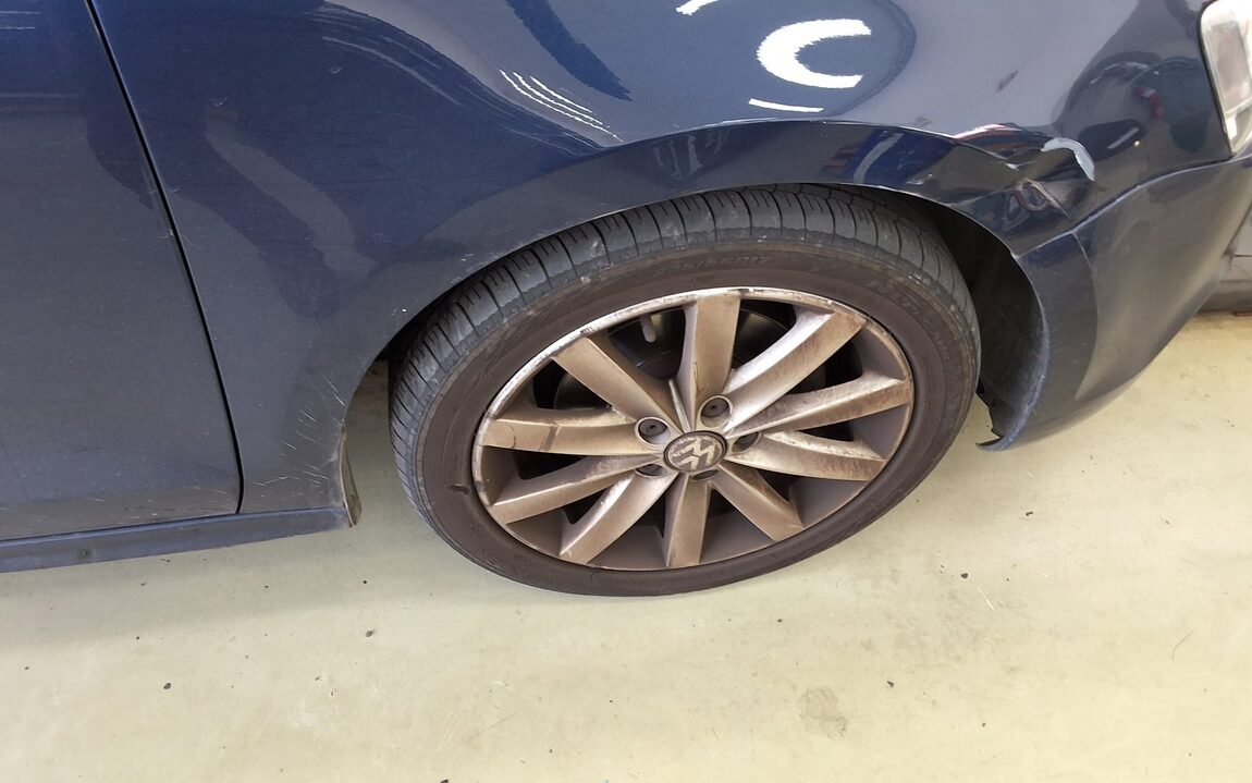VOLKSWAGEN JETTA (6TH GEN) 2.0 TDI 2012 - zdjęcie 25
