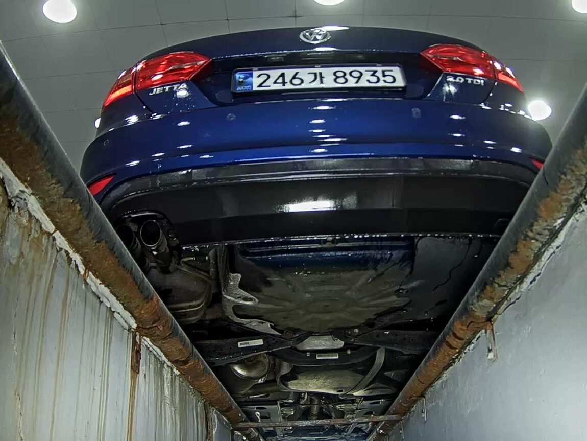 VOLKSWAGEN JETTA (6TH GEN) 2.0 TDI 2012 - zdjęcie 8