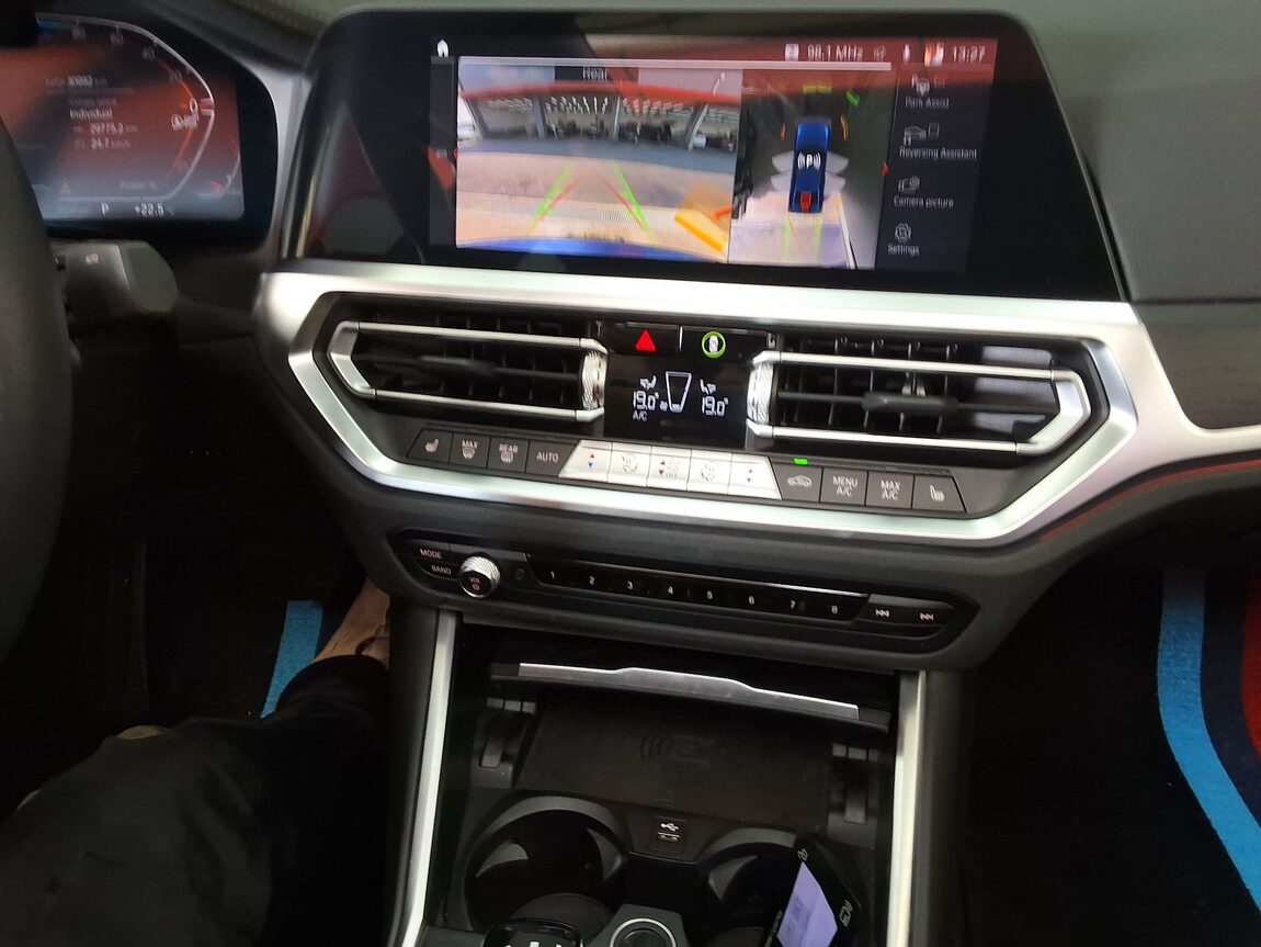 BMW 3 SERIES (7TH GEN) 320d xDRIVE LUXURY LINE 2021 - zdjęcie 24
