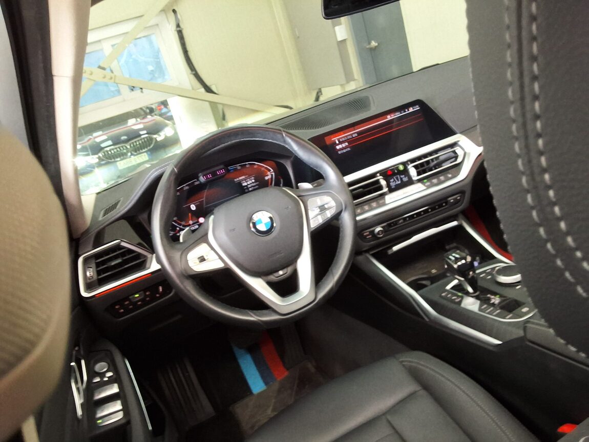 BMW 3 SERIES (7TH GEN) 320d xDRIVE LUXURY LINE 2021 - zdjęcie 12