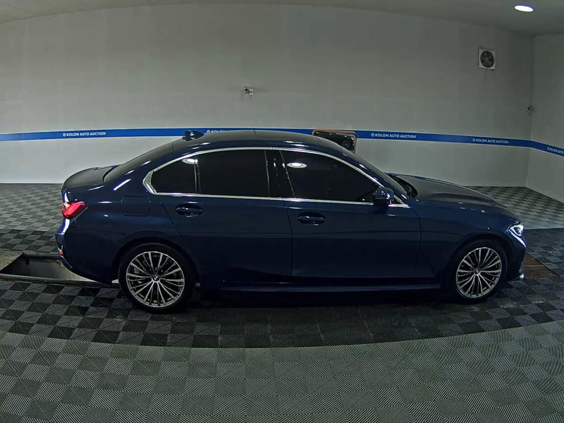 BMW 3 SERIES (7TH GEN) 320d xDRIVE LUXURY LINE 2021 - zdjęcie 4