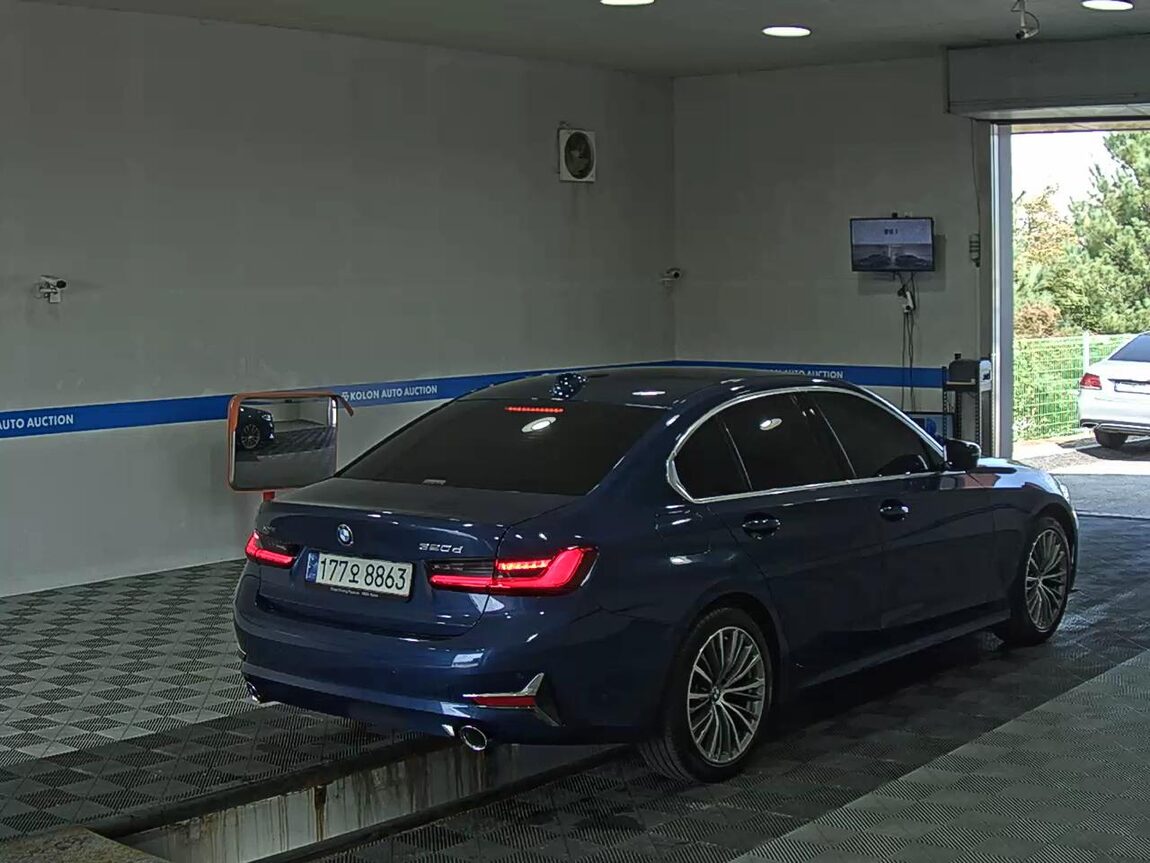 BMW 3 SERIES (7TH GEN) 320d xDRIVE LUXURY LINE 2021 - zdjęcie 5