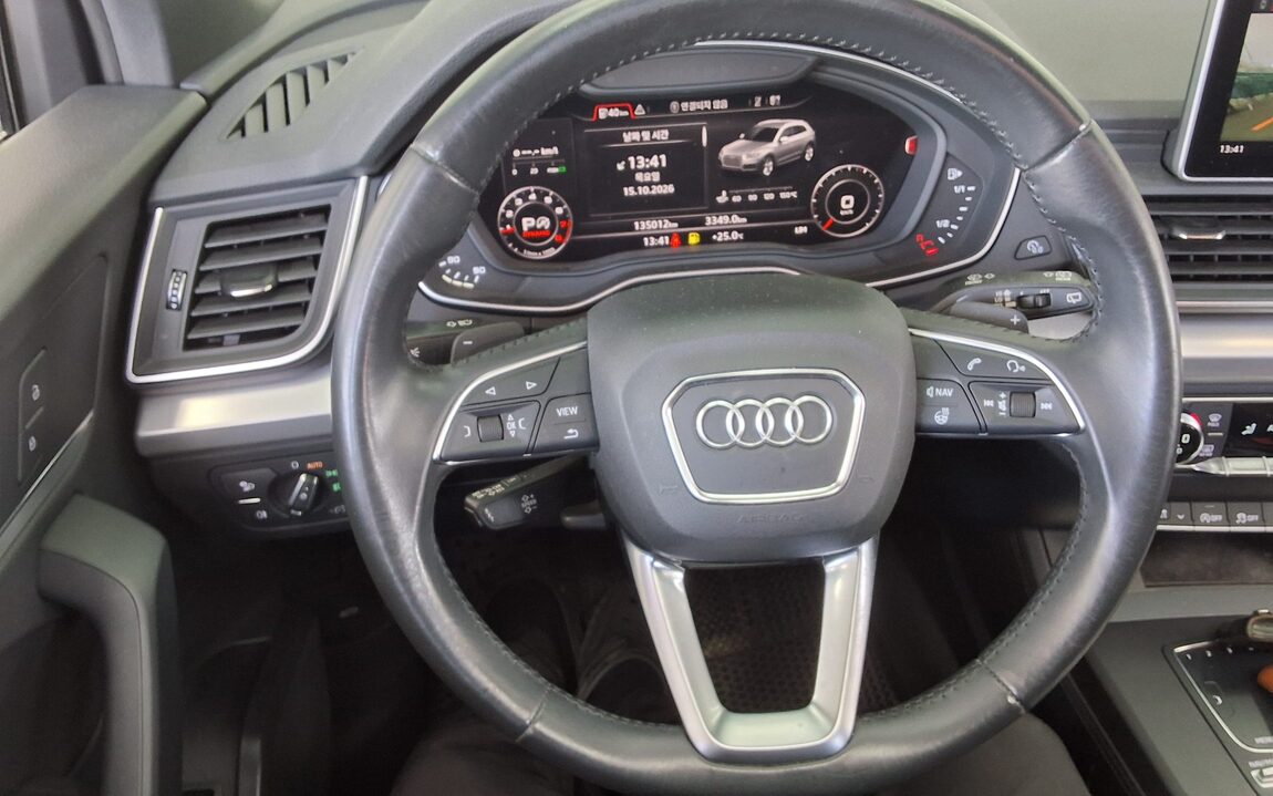AUDI Q5 (2ND GEN) 45 TFSI QUATTRO PREMIUM 2020 - zdjęcie 17