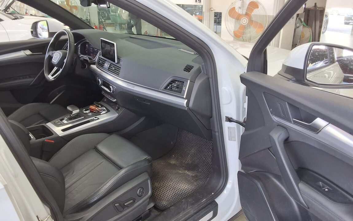 AUDI Q5 (2ND GEN) 45 TFSI QUATTRO PREMIUM 2020 - zdjęcie 14