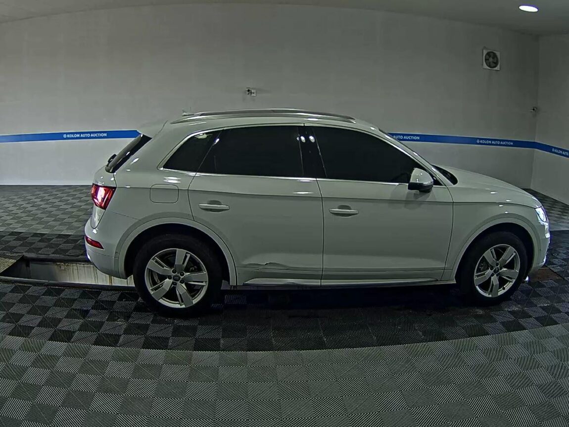 AUDI Q5 (2ND GEN) 45 TFSI QUATTRO PREMIUM 2020 - zdjęcie 4