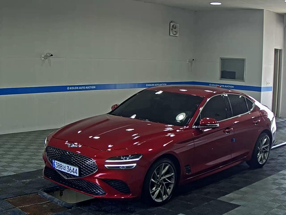 GENESIS THE NEW G70 GASOLINE 2.0T 2WD BASE MODEL 2023 - zdjęcie 2