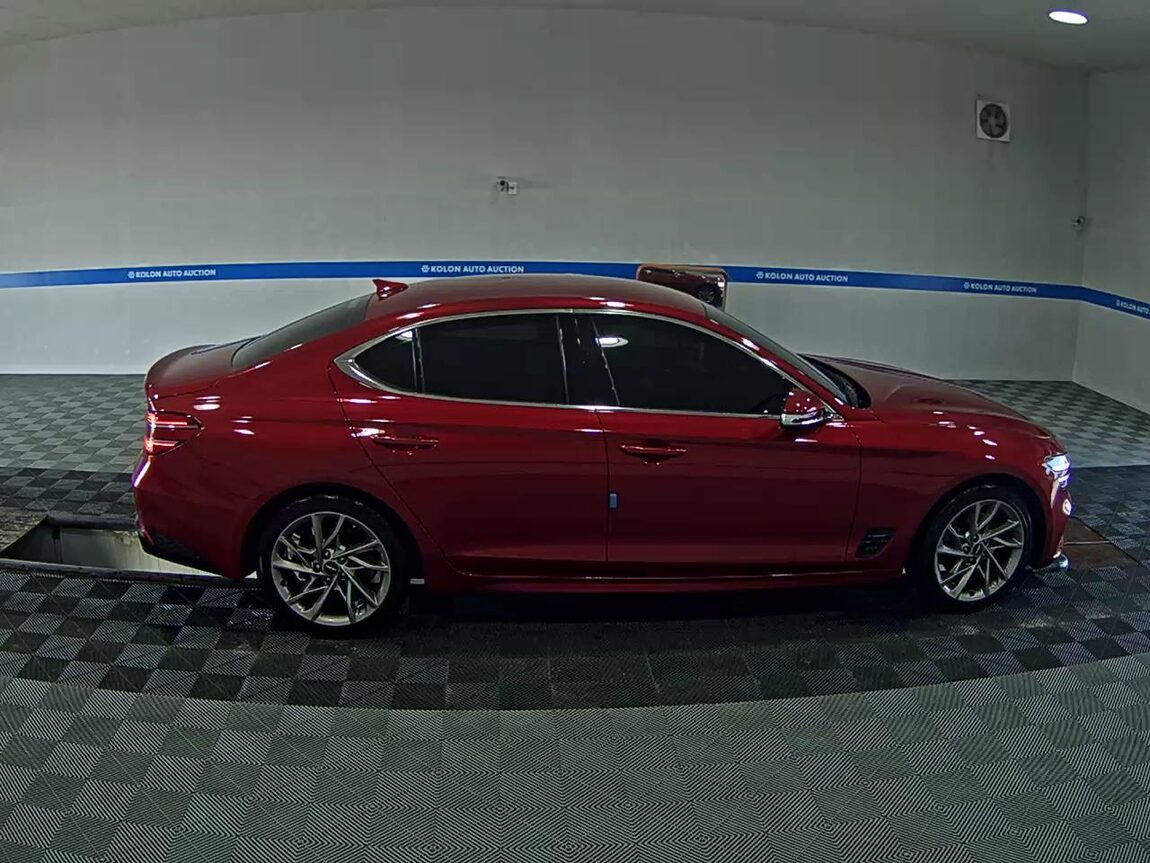 GENESIS THE NEW G70 GASOLINE 2.0T 2WD BASE MODEL 2023 - zdjęcie 4