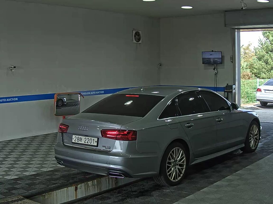 AUDI A6 (4TH GEN) 35 TDI QUATTRO PREMIUM 2018 - zdjęcie 5