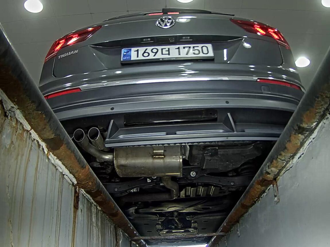 VOLKSWAGEN TIGUAN (2ND GEN) 2.0 TDI PREMIUM 2020 - zdjęcie 8