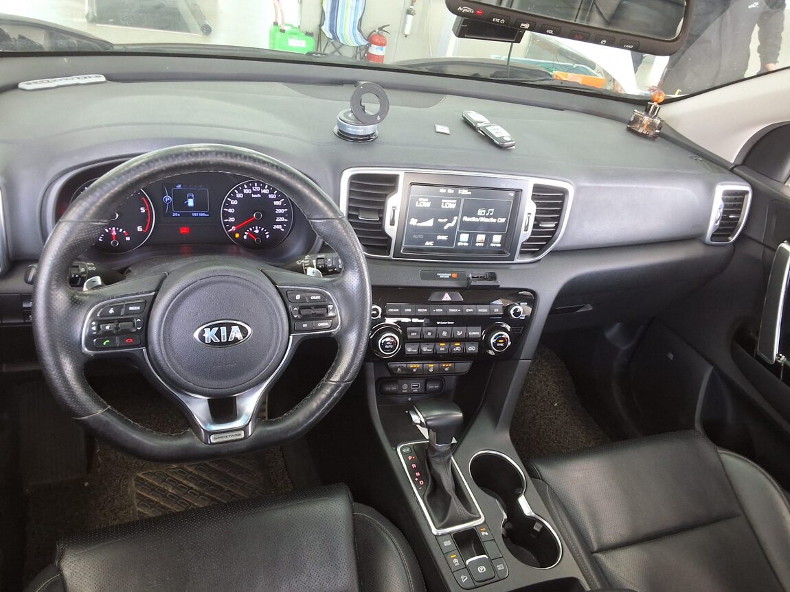 KIA NEW SPORTAGE R2.0 2WD NOBLESSE SPECIAL 2016 - zdjęcie 11