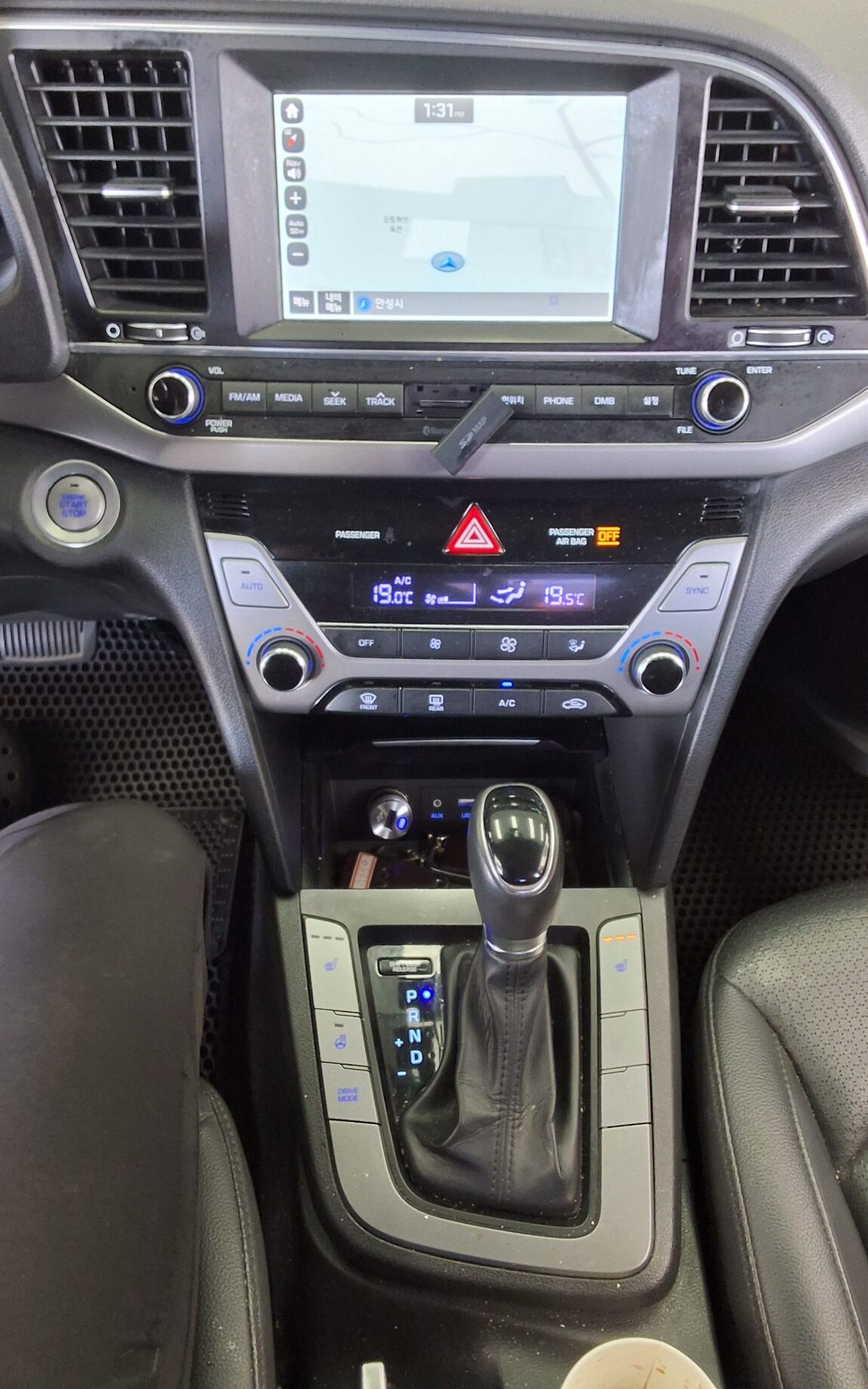 HYUNDAI AVANTE AD 1.6 GDi MODERN 2016 - zdjęcie 18