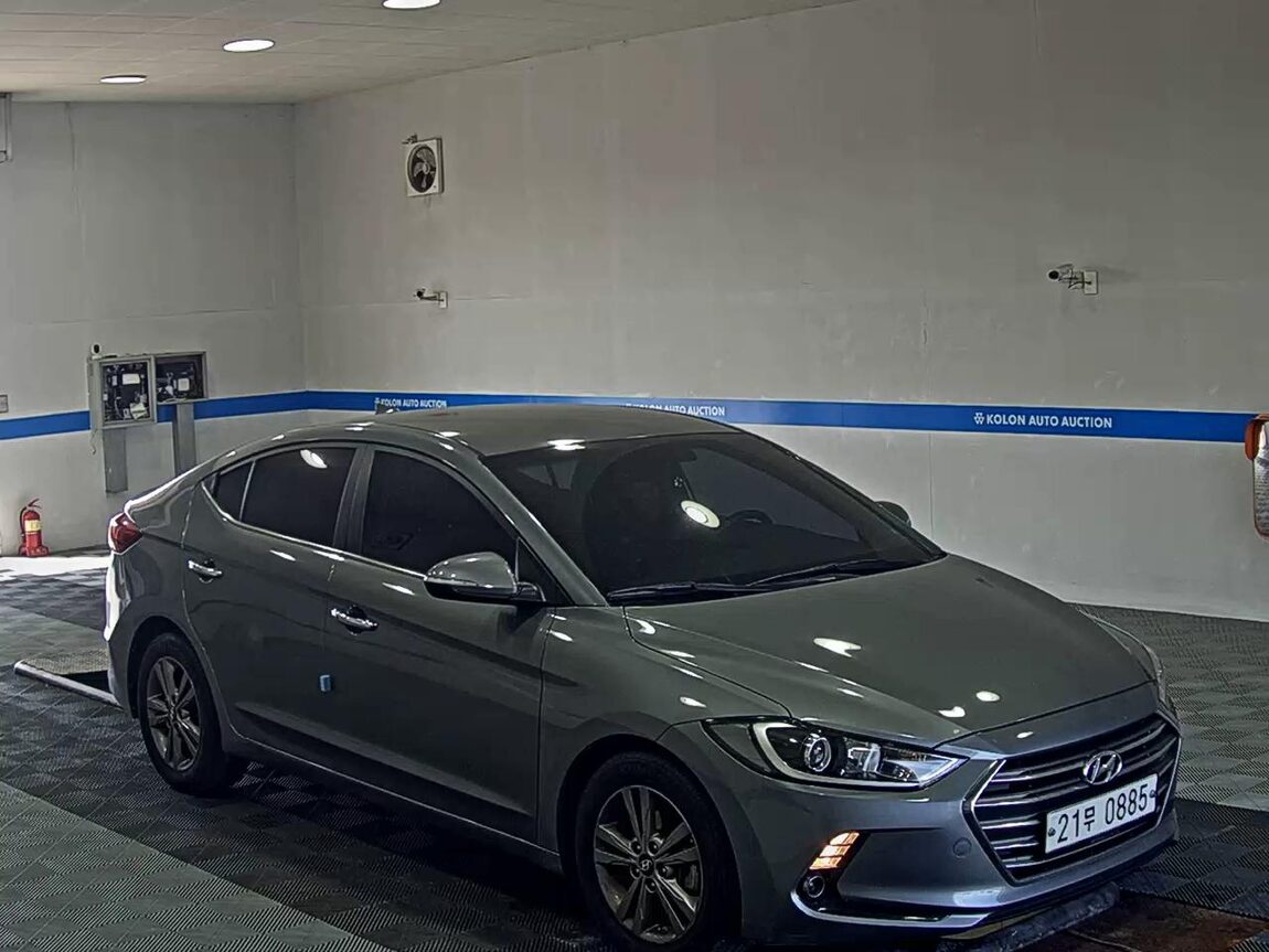 HYUNDAI AVANTE AD 1.6 GDi MODERN 2016 - zdjęcie 3