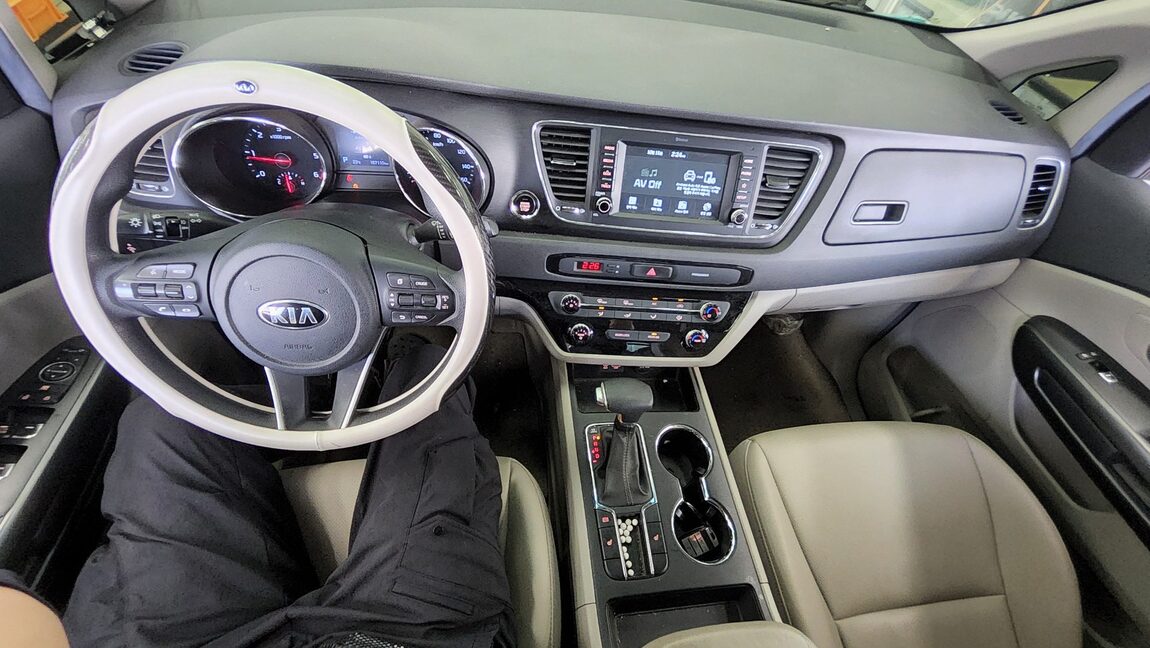 KIA THE NEW CARNIVAL 11-SEATER DIESEL DELUXE 2020 - zdjęcie 11