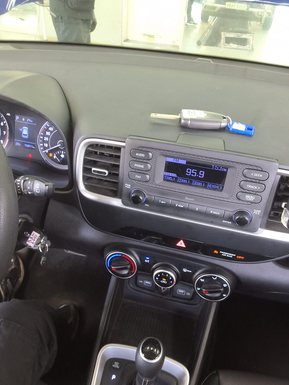 HYUNDAI VENUE 1.6 GASOLINE SMART 2022 - zdjęcie 17