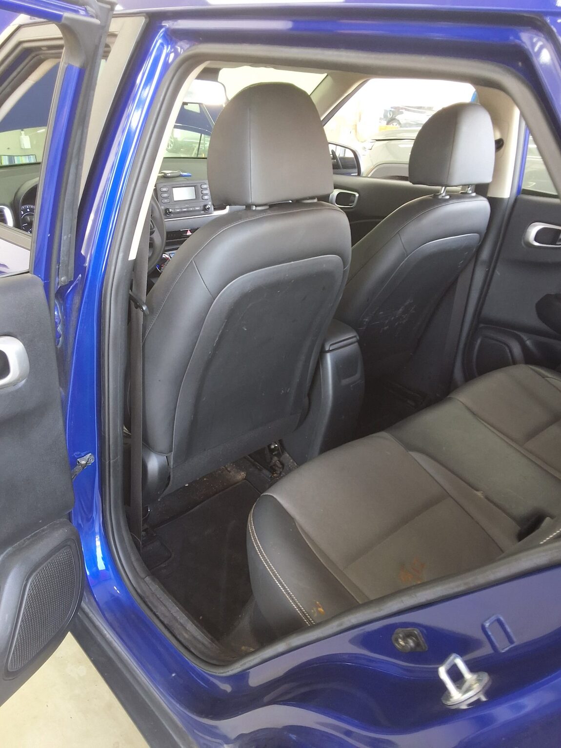 HYUNDAI VENUE 1.6 GASOLINE SMART 2022 - zdjęcie 12