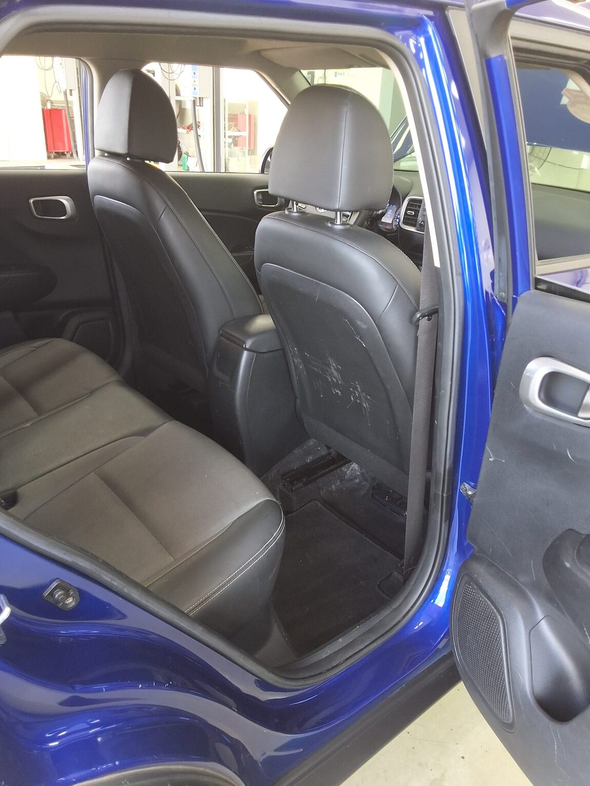HYUNDAI VENUE 1.6 GASOLINE SMART 2022 - zdjęcie 13
