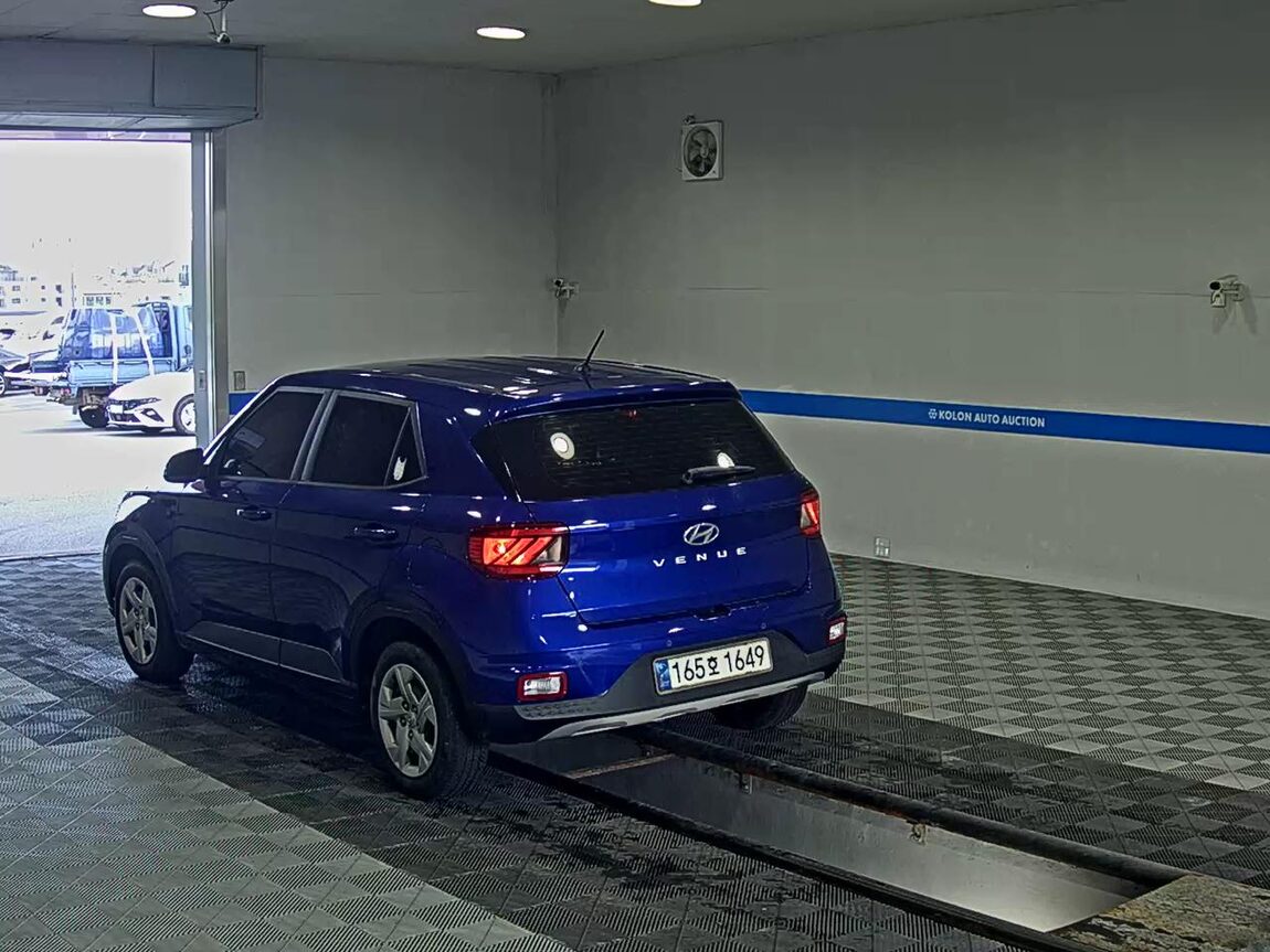 HYUNDAI VENUE 1.6 GASOLINE SMART 2022 - zdjęcie 6