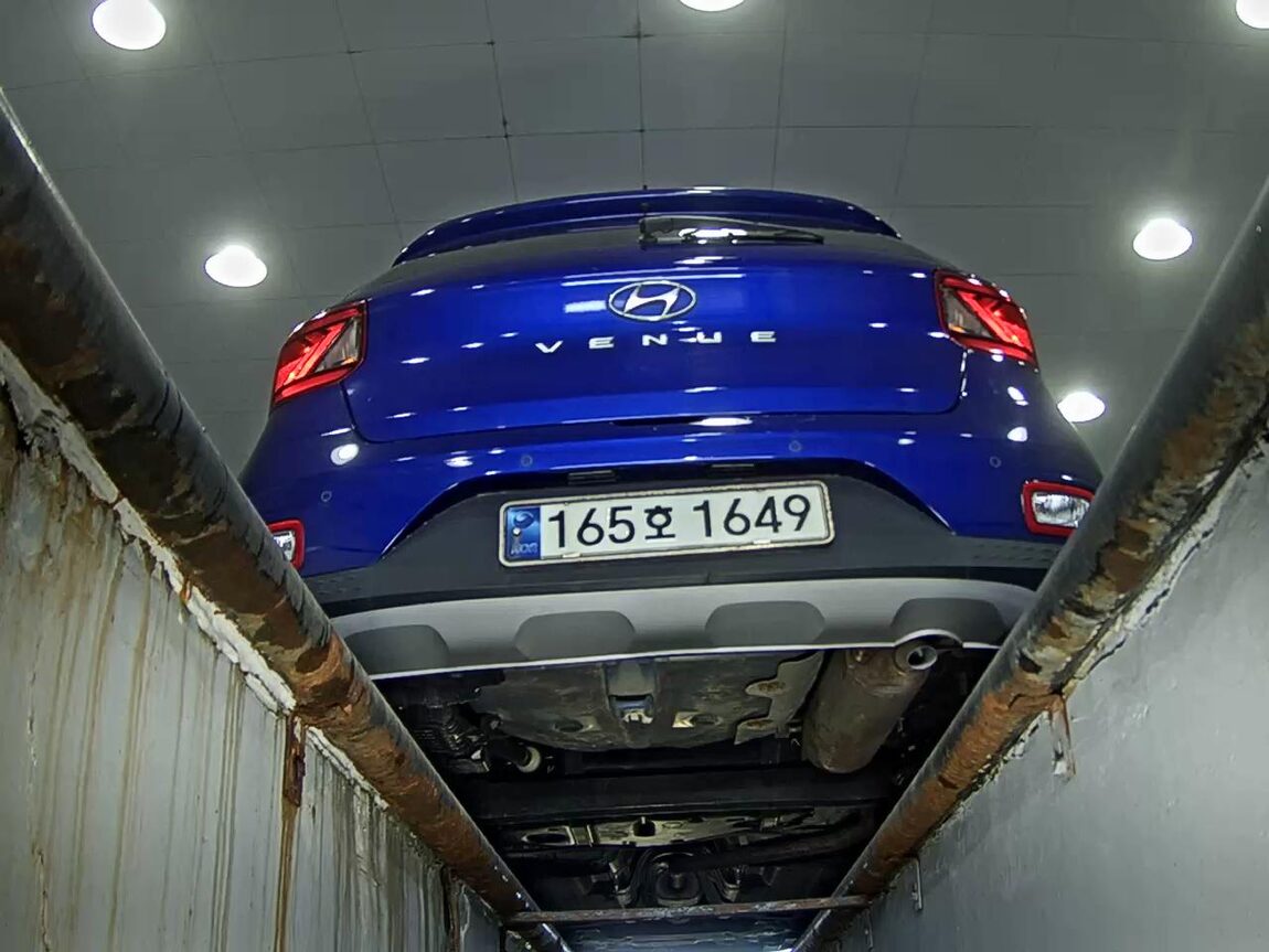 HYUNDAI VENUE 1.6 GASOLINE SMART 2022 - zdjęcie 8