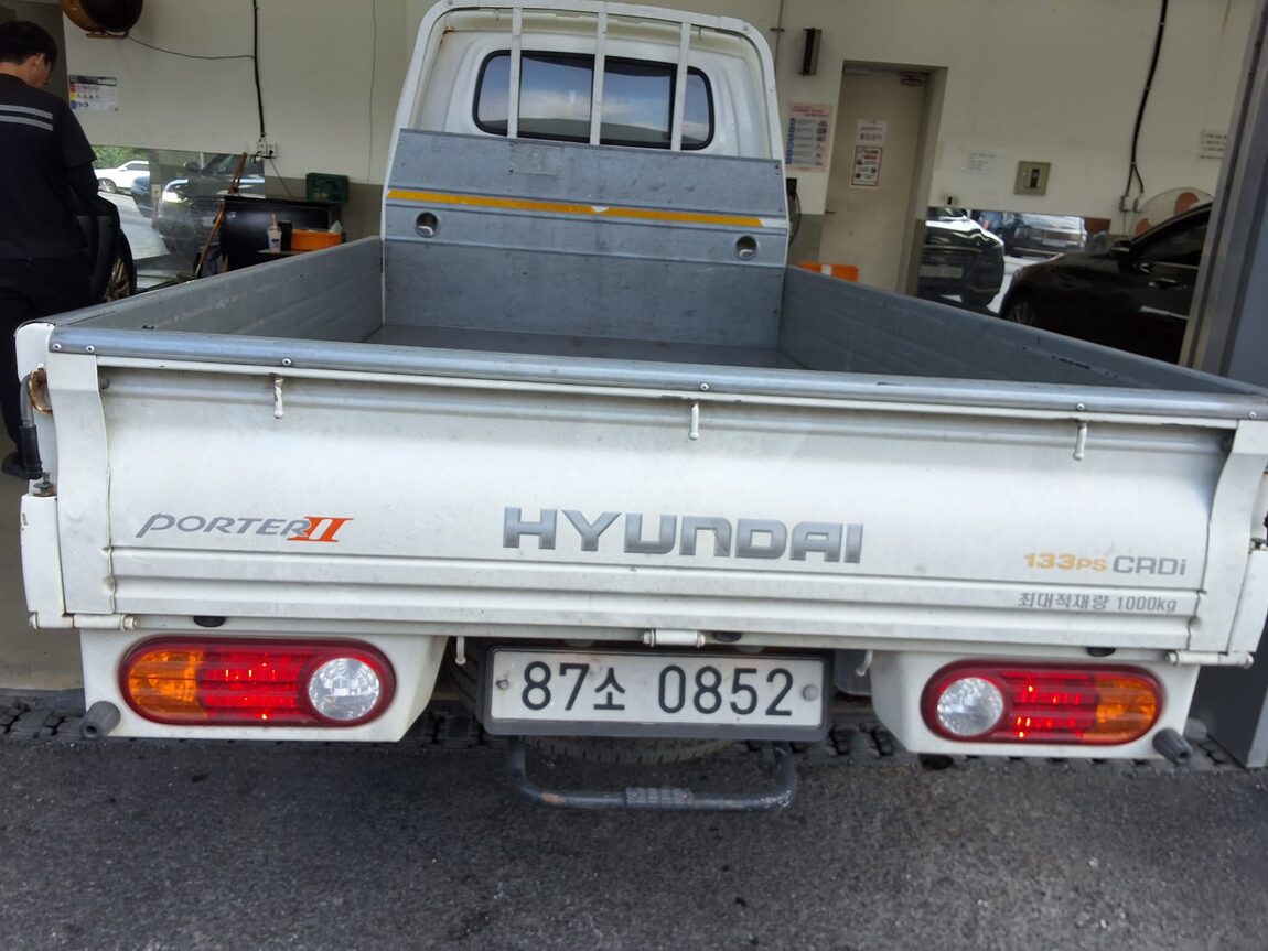 HYUNDAI PORTER II CRDi SUPER CAB EXTRA LONG WHEELBASE SMART 2018 - zdjęcie 12