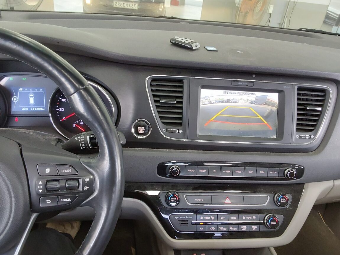 KIA ALL NEW CARNIVAL 11-SEATER DIESEL LUXURY 2018 - zdjęcie 17