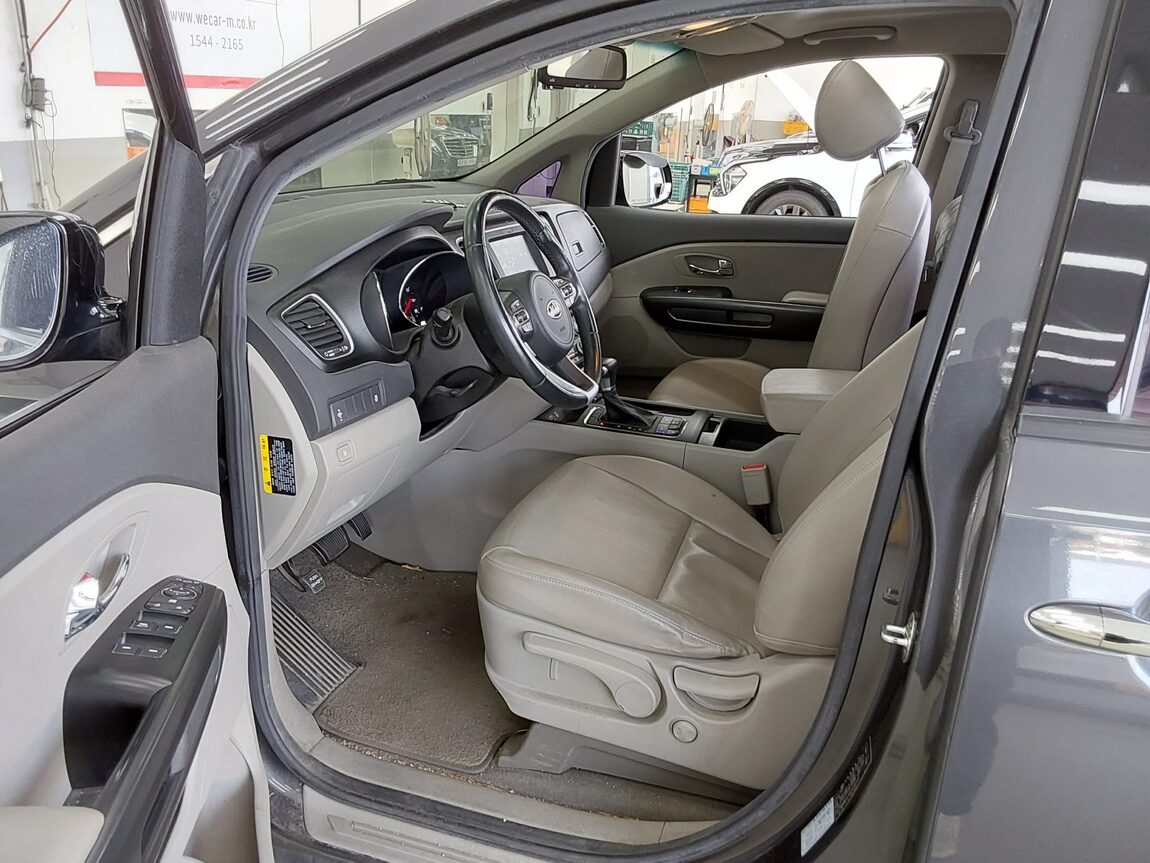 KIA ALL NEW CARNIVAL 11-SEATER DIESEL LUXURY 2018 - zdjęcie 10