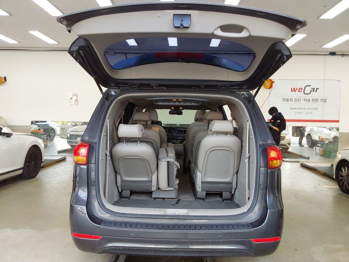 KIA ALL NEW CARNIVAL 11-SEATER DIESEL LUXURY 2018 - zdjęcie 15