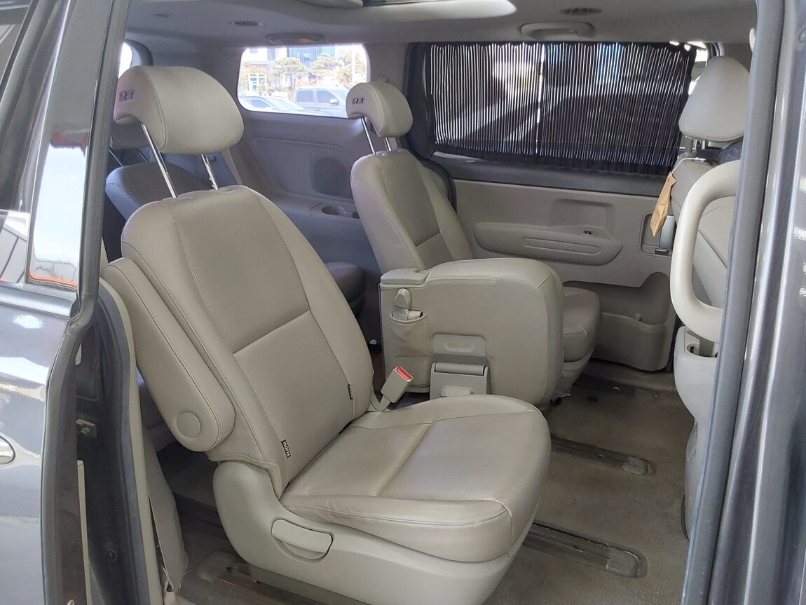 KIA ALL NEW CARNIVAL 11-SEATER DIESEL LUXURY 2018 - zdjęcie 13