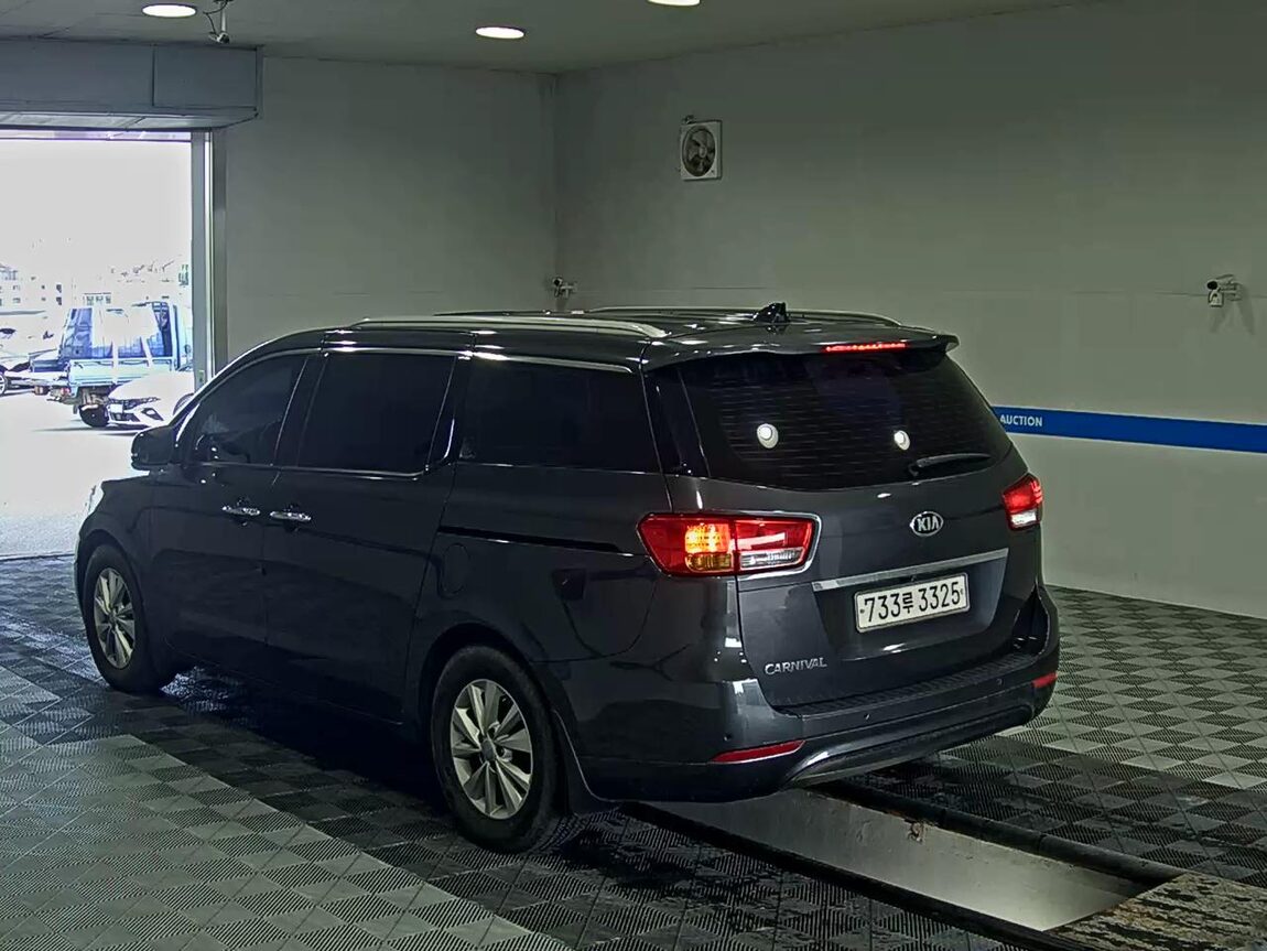 KIA ALL NEW CARNIVAL 11-SEATER DIESEL LUXURY 2018 - zdjęcie 6