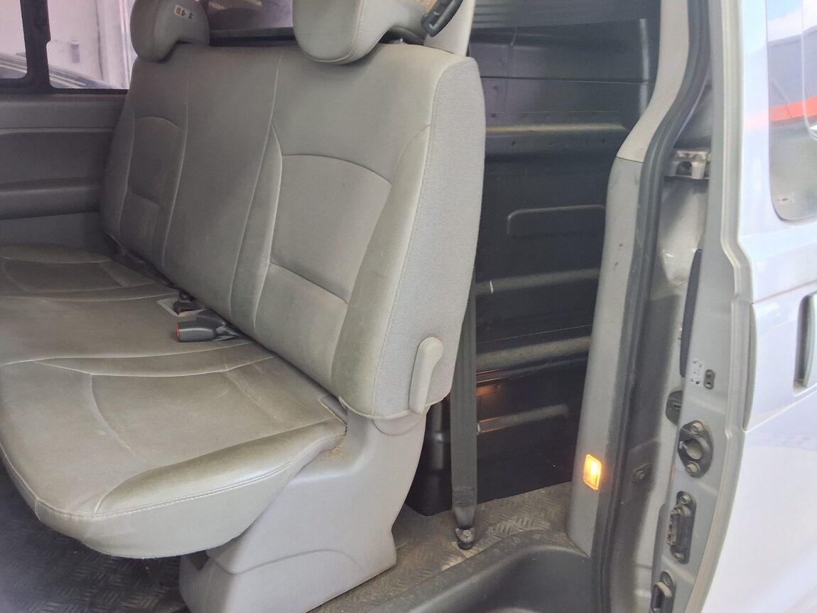 HYUNDAI GRAND STAREX 5-SEATER DIESEL VAN SMART 2017 - zdjęcie 12