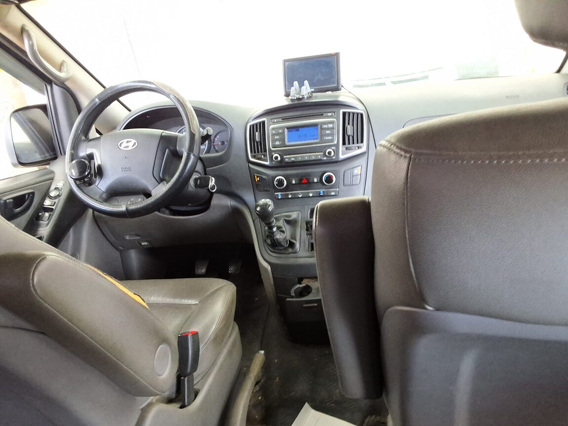 HYUNDAI GRAND STAREX 5-SEATER DIESEL VAN SMART 2017 - zdjęcie 11