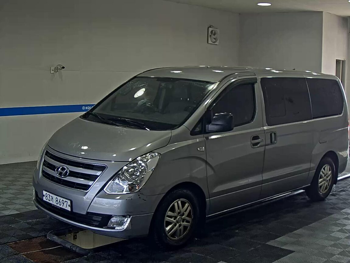 HYUNDAI GRAND STAREX 5-SEATER DIESEL VAN SMART 2017 - zdjęcie 2