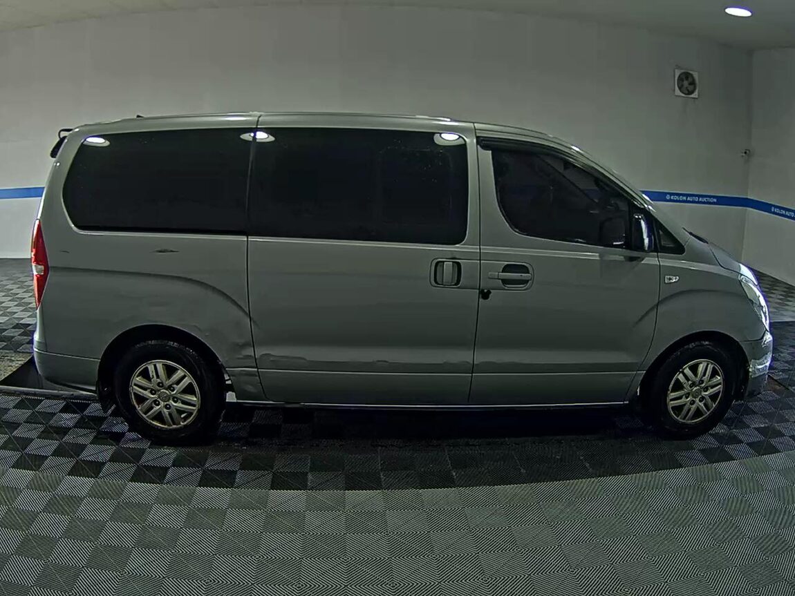 HYUNDAI GRAND STAREX 5-SEATER DIESEL VAN SMART 2017 - zdjęcie 4