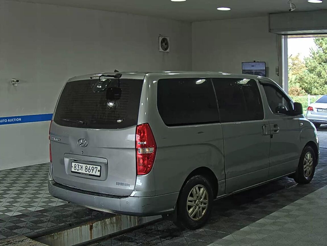 HYUNDAI GRAND STAREX 5-SEATER DIESEL VAN SMART 2017 - zdjęcie 5