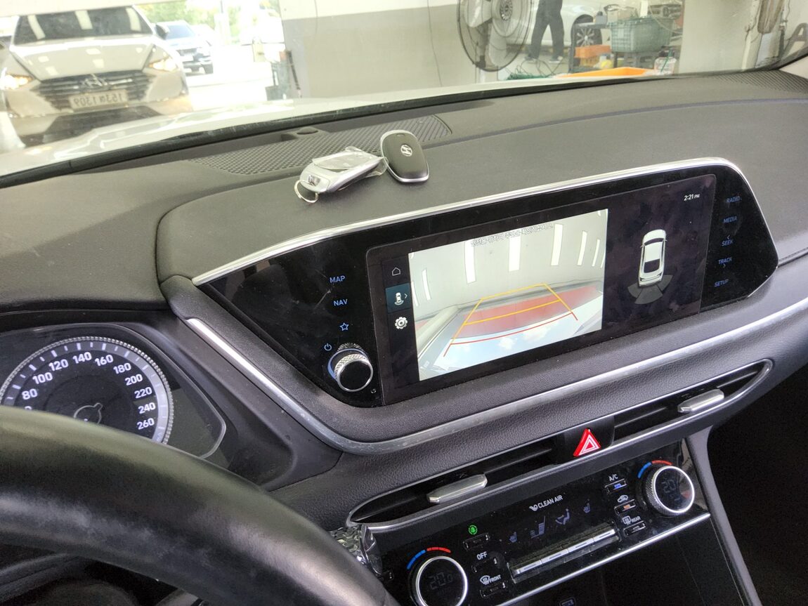 HYUNDAI SONATA (DN8) L2.0 RENTAL CAR SMART 2021 - zdjęcie 17