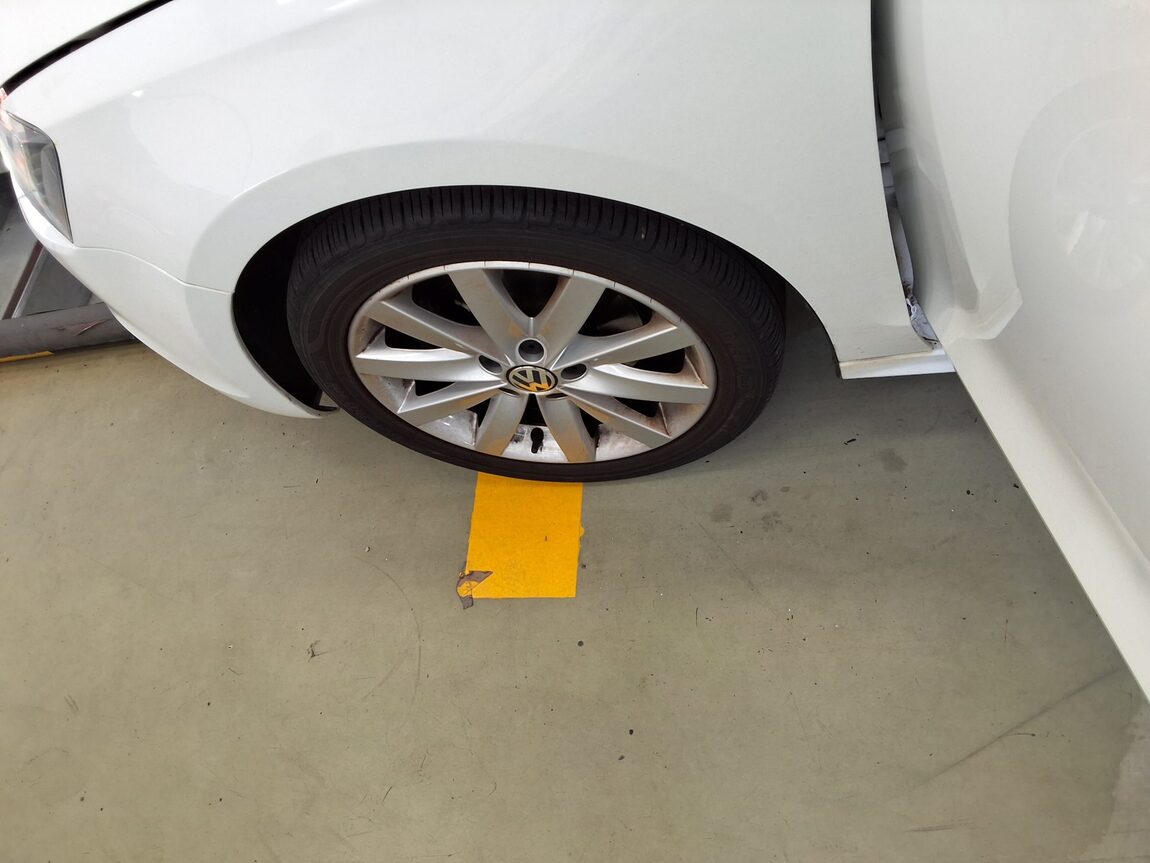 VOLKSWAGEN JETTA (6TH GEN) 2.0 TDI 2014 - zdjęcie 20