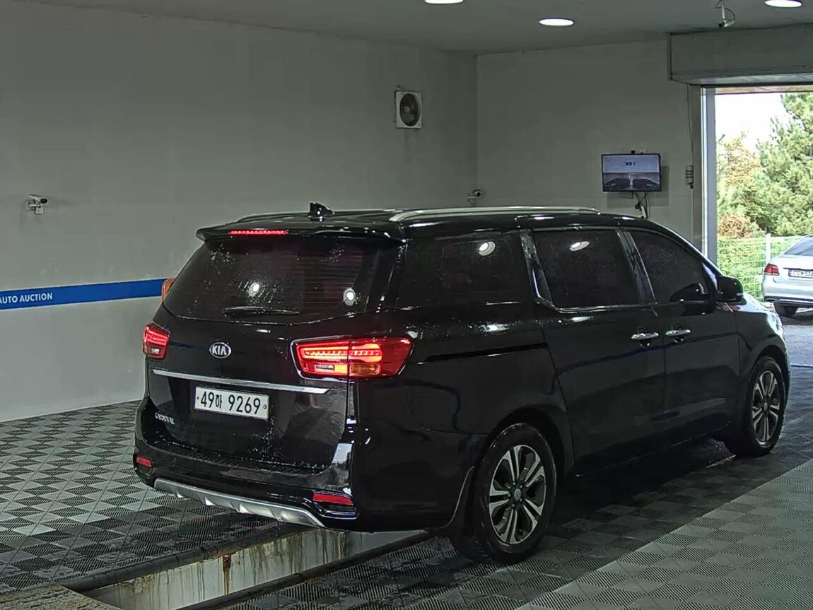 KIA THE NEW CARNIVAL 9-SEATER DIESEL LUXURY 2019 - zdjęcie 5
