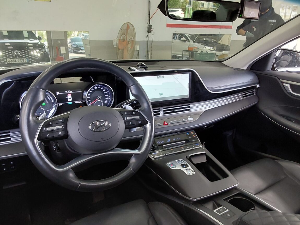 HYUNDAI THE NEW GRANDEUR IG HYBRID 2.4 HEV EXCLUSIVE 2021 - zdjęcie 11