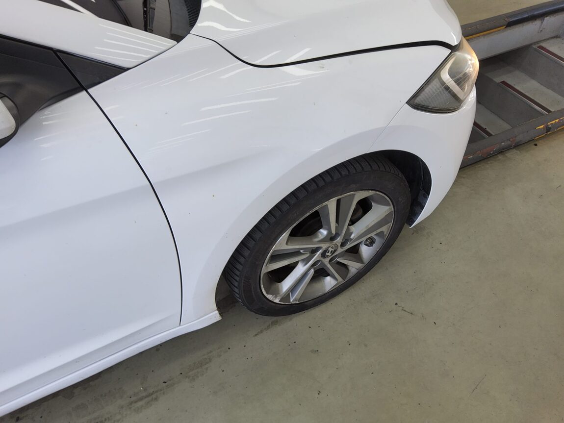 HYUNDAI AVANTE AD 1.6 GDi VALUE PLUS 2018 - zdjęcie 22