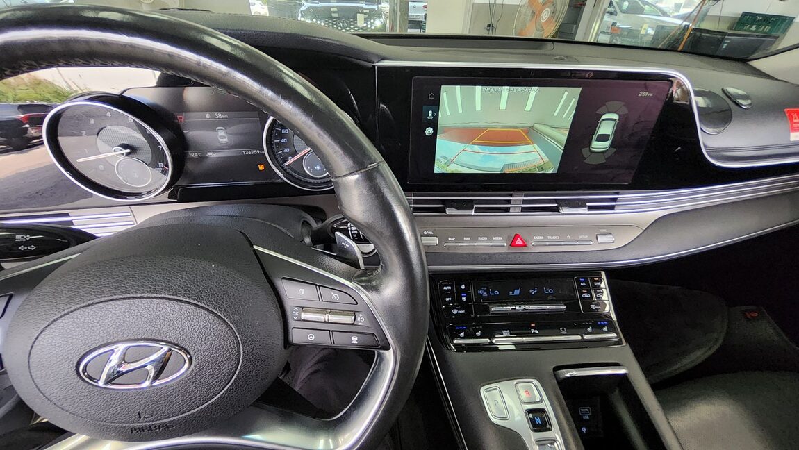 HYUNDAI THE NEW GRANDEUR IG GASOLINE 2.5 PREMIUM CHOICE 2020 - zdjęcie 19