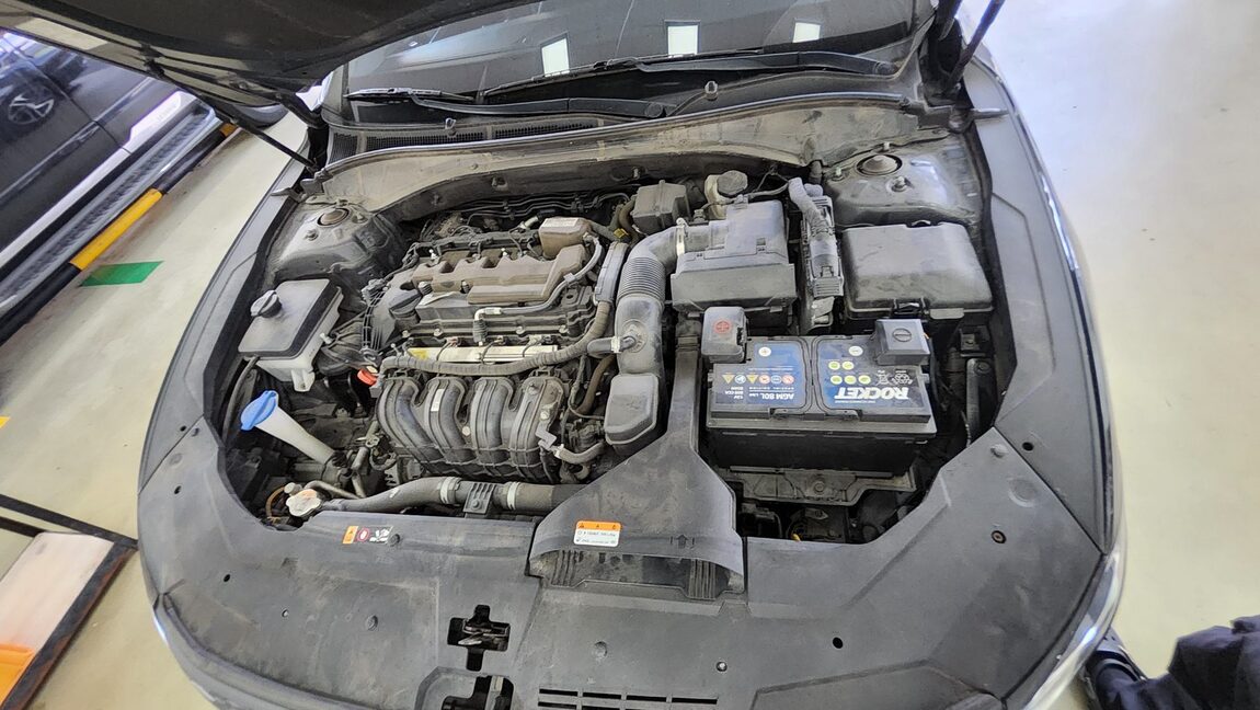 HYUNDAI THE NEW GRANDEUR IG GASOLINE 2.5 PREMIUM CHOICE 2020 - zdjęcie 21