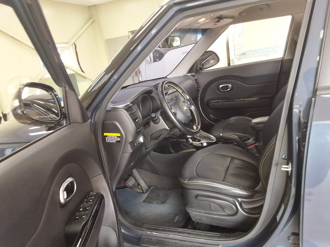 KIA ALL NEW SOUL 1.6 GDI PRESTIGE 2014 - zdjęcie 11