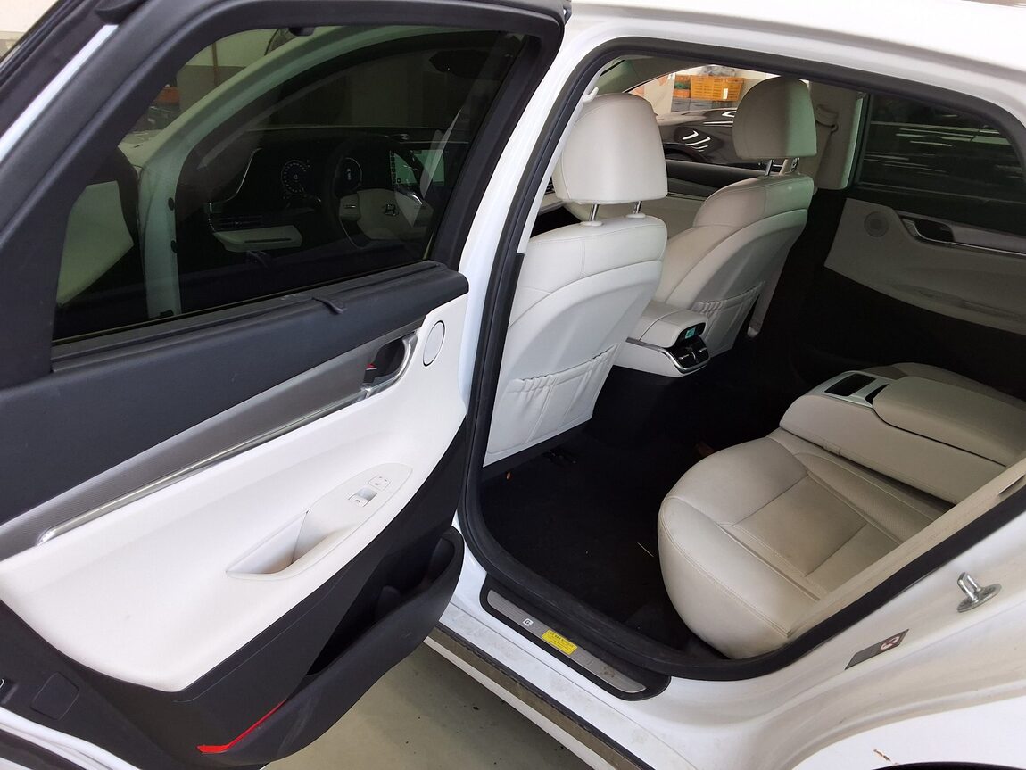 HYUNDAI THE NEW GRANDEUR IG GASOLINE 2.5 LE BLANC 2023 - zdjęcie 12