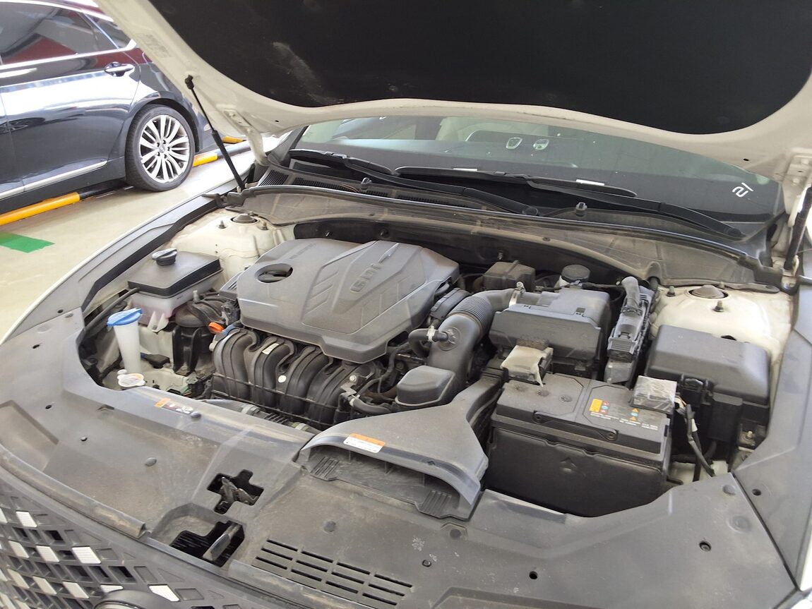 HYUNDAI THE NEW GRANDEUR IG GASOLINE 2.5 LE BLANC 2023 - zdjęcie 22