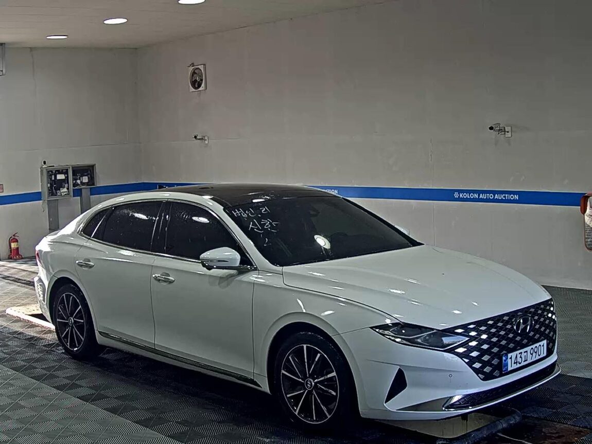 HYUNDAI THE NEW GRANDEUR IG GASOLINE 2.5 LE BLANC 2023 - zdjęcie 3