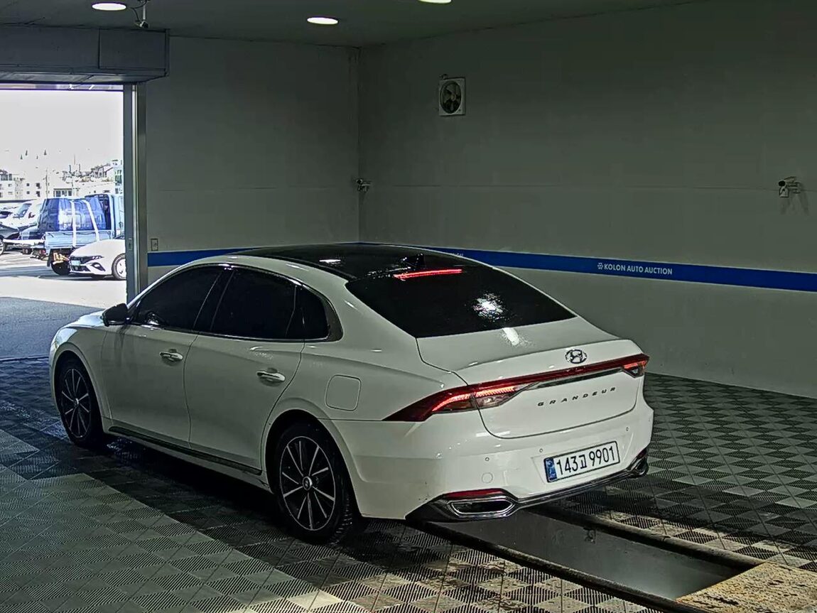 HYUNDAI THE NEW GRANDEUR IG GASOLINE 2.5 LE BLANC 2023 - zdjęcie 6