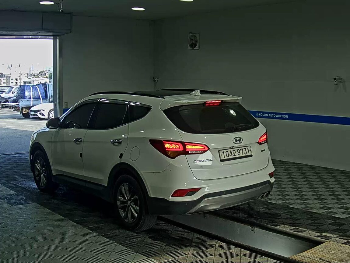 HYUNDAI SANTA FE THE PRIME DIESEL R2.0 2WD PREMIUM 2016 - zdjęcie 6