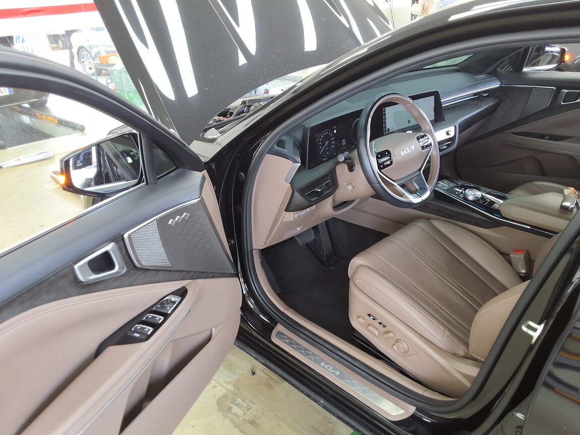 KIA K8 HYBRID HEV NOBLESSE 2023 - zdjęcie 10