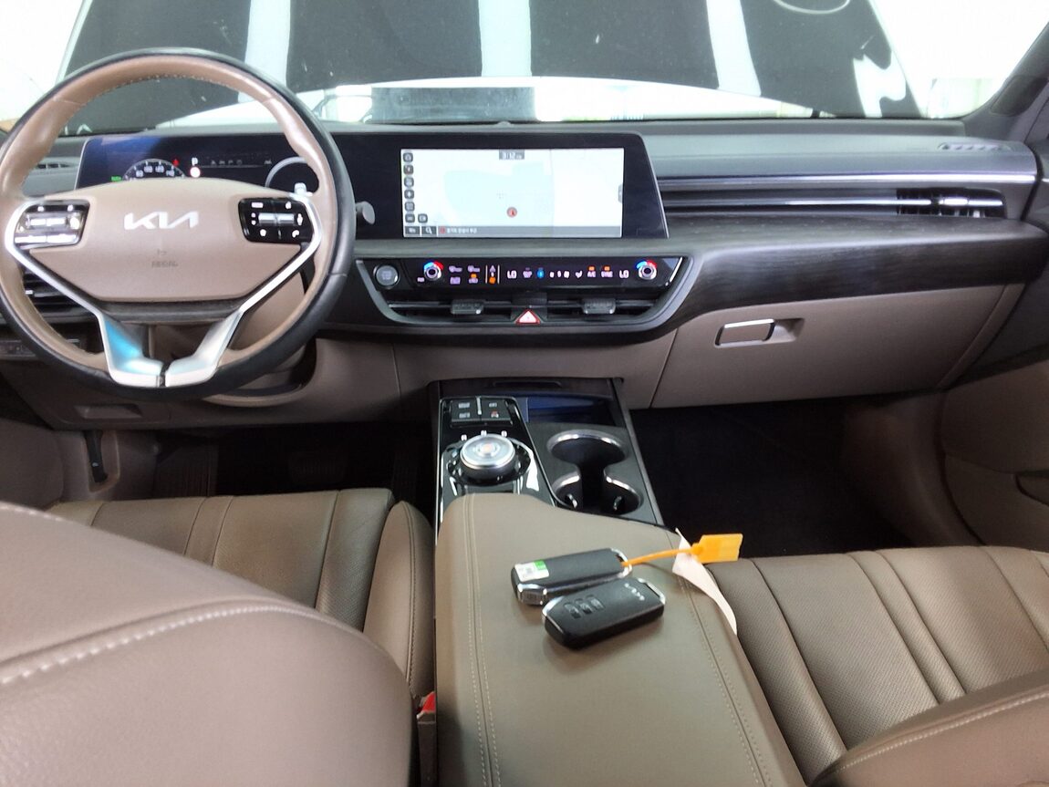 KIA K8 HYBRID HEV NOBLESSE 2023 - zdjęcie 11