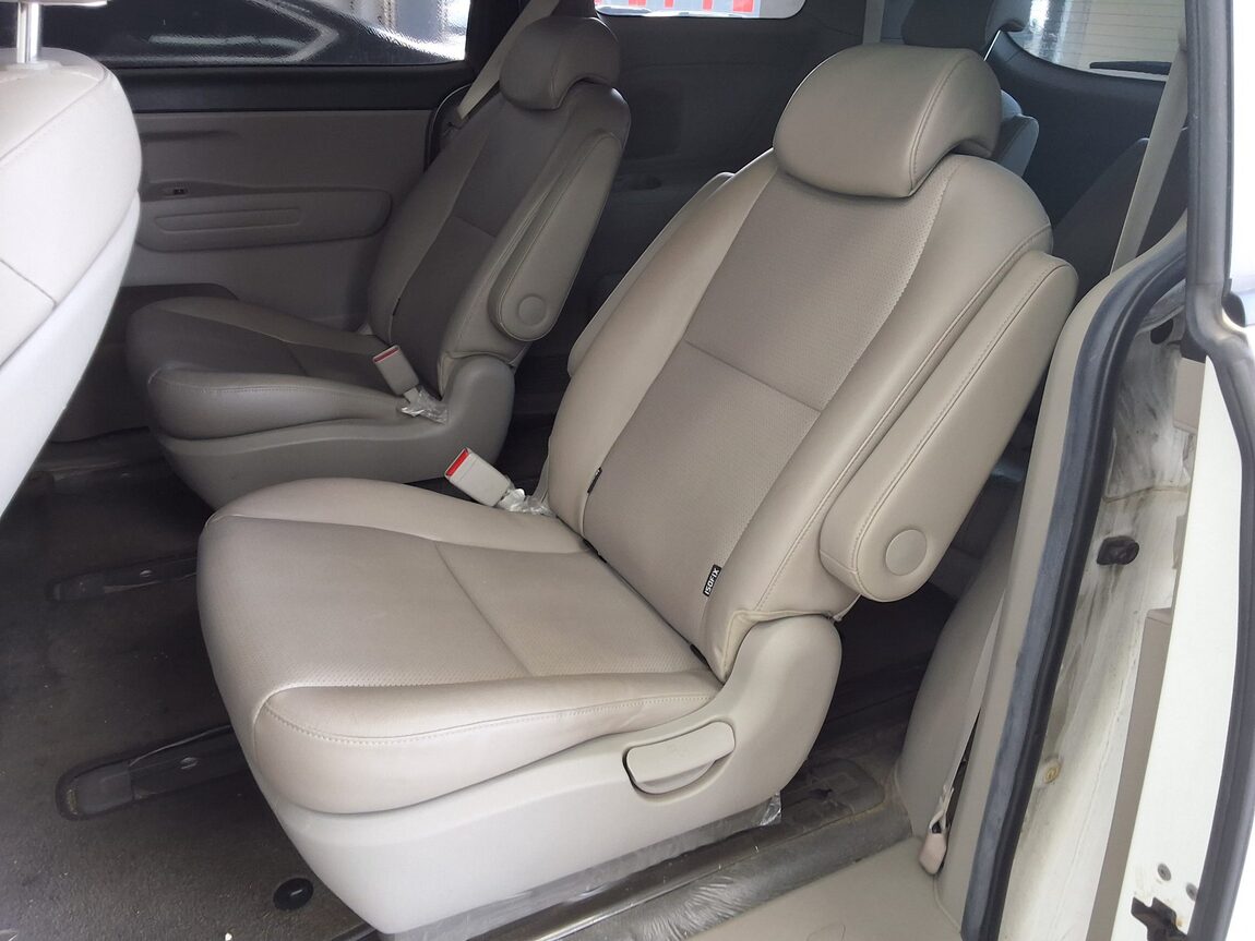 KIA THE NEW CARNIVAL 9-SEATER DIESEL LUXURY 2020 - zdjęcie 12