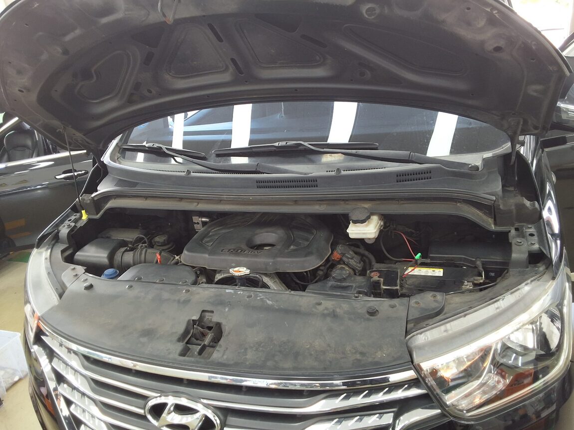 HYUNDAI THE NEW GRAND STAREX 12-SEATER DIESEL 4WD SMART 2020 - zdjęcie 20